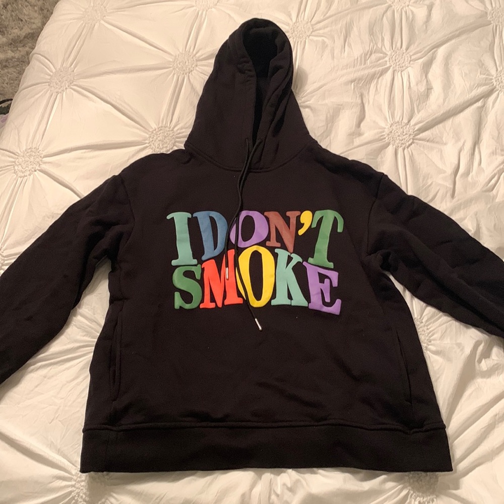 Cool and trendy “I don’t smoke sweater” size M